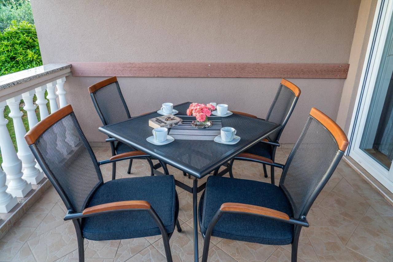 Apartment Suncica プーラ エクステリア 写真
