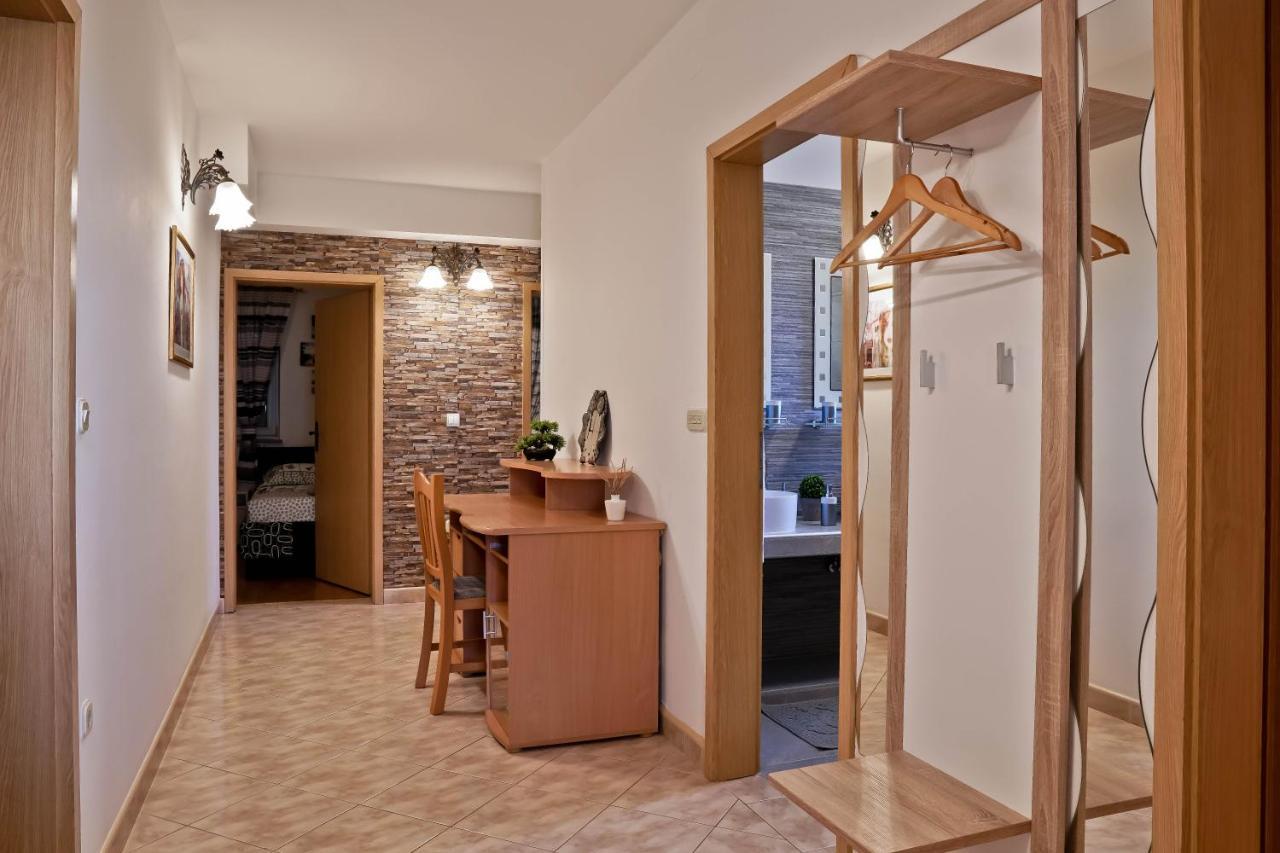Apartment Suncica プーラ エクステリア 写真