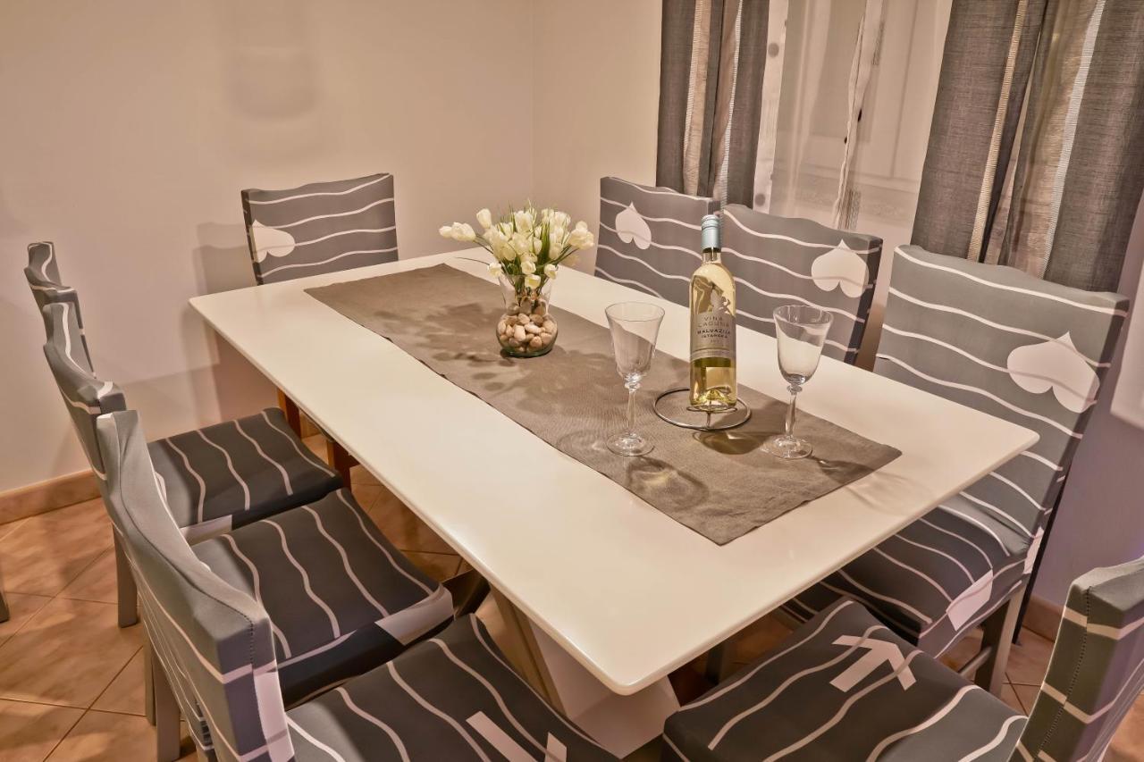 Apartment Suncica プーラ エクステリア 写真