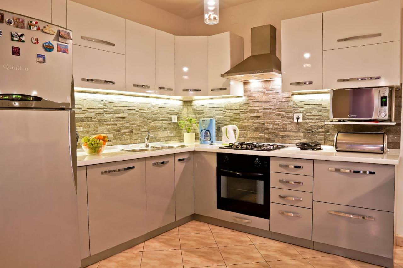Apartment Suncica プーラ エクステリア 写真